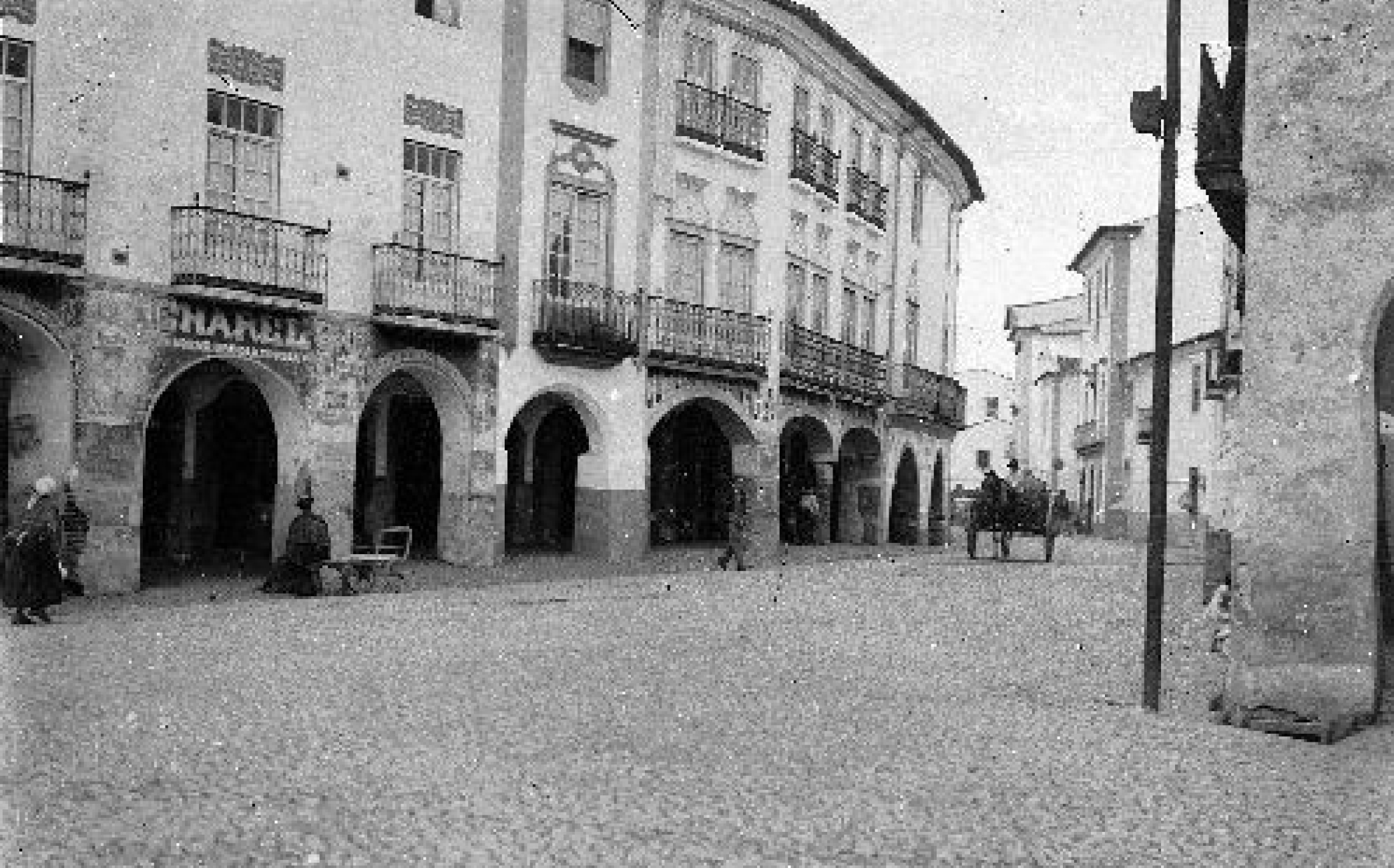 Casa Bacharel / Drogaria Azul – 116 anos de existência